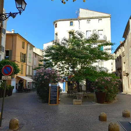 Apartment T2 Cathedrale & Torre Ventosa - - Clim - Wifi - Balcon - Free Parking Sur Demande