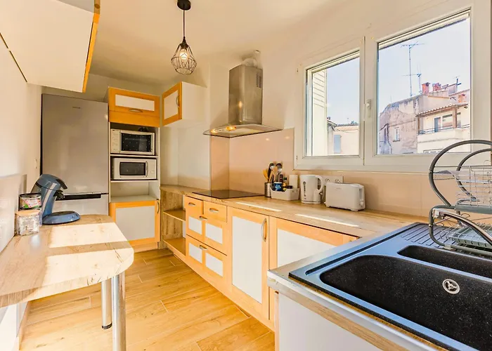 T2 Cathedrale & Torre Ventosa - - Clim - Wifi - Balcon - Free Parking Sur Demande *